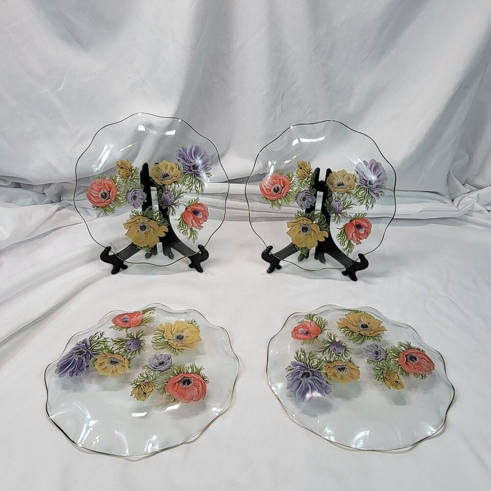 Chance Glass Anemone Floral 8" Luncheon Plates Set of 4 Scallop Edge Gold Rim - Picture 6 of 16